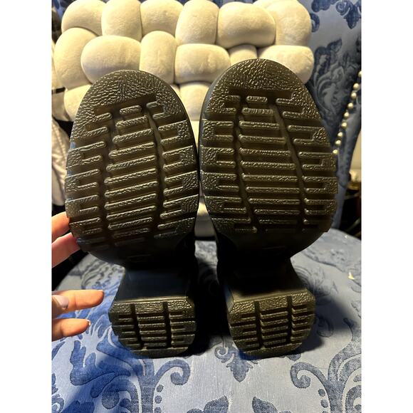 Dr Martens Eviee Black Chunky Heel size 7/EU 38 - Picture 5 of 6